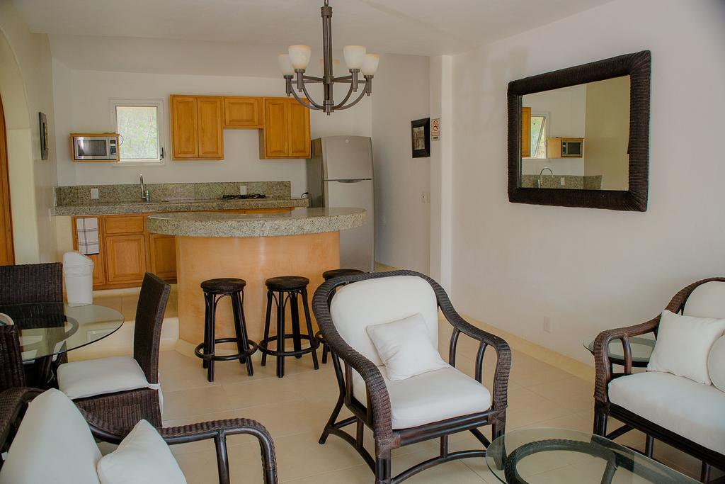 Bungalows Arena Dorada (Adults Only) Zihuatanejo Extérieur photo