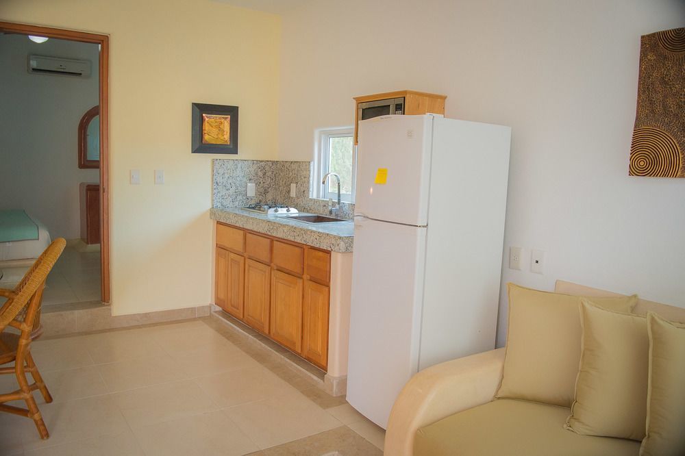 Bungalows Arena Dorada (Adults Only) Zihuatanejo Extérieur photo
